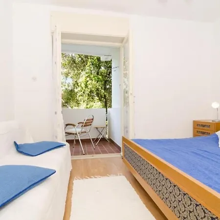 Fiorella- One Bedroom With Terrace And City View 아파트 *