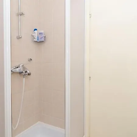 Fiorella- One Bedroom With Terrace And City View Διαμέρισμα *